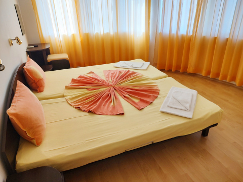 Hotely a penzióny  / Hotel Ambassador ** - foto