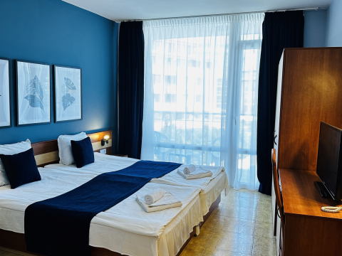 Hotely a penzióny  / Hotel Queen Nelly **** - foto Hotely a penzióny  / Hotel Queen Nelly **** - foto