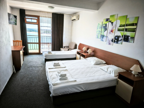 Hotely a penzióny  / Penzión Temenuga ** - foto